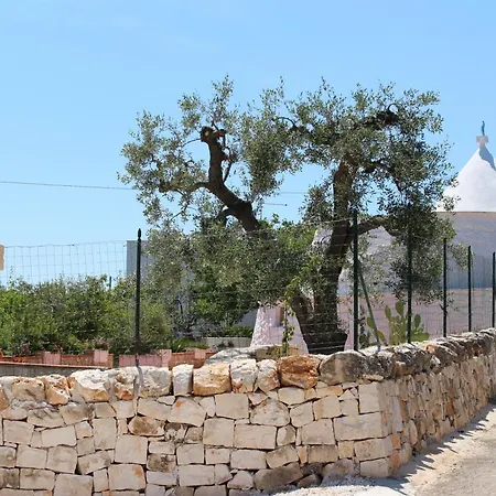 Trullo Il Melograno * Ostuni