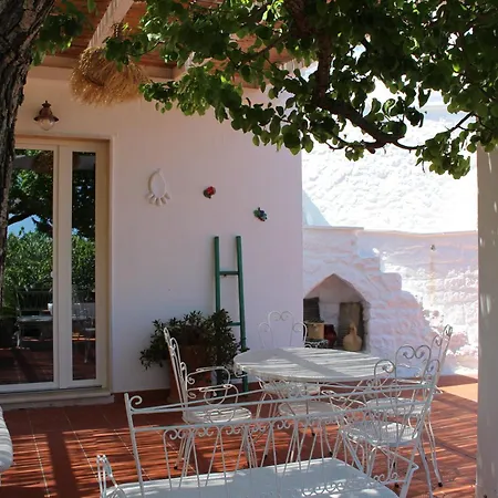 Trullo Il Melograno Ostuni
