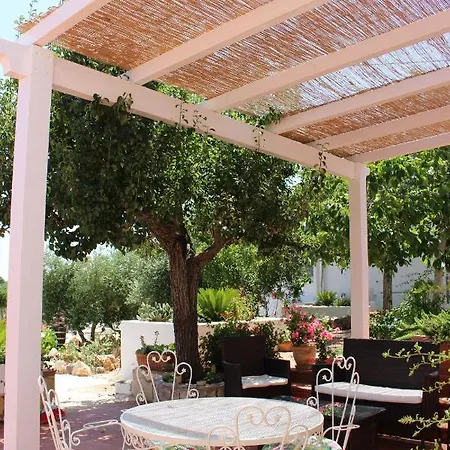 Casa di campagna Trullo Il Melograno