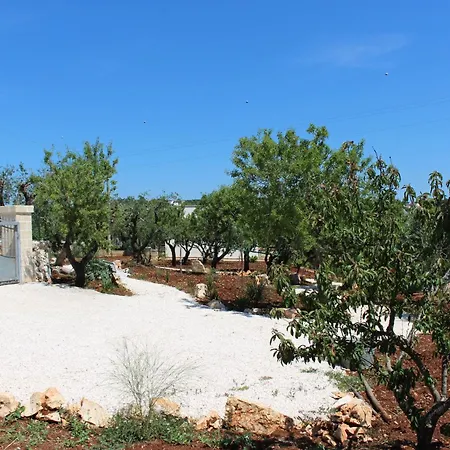 منزل ريفي Trullo Il Melograno أوستوني