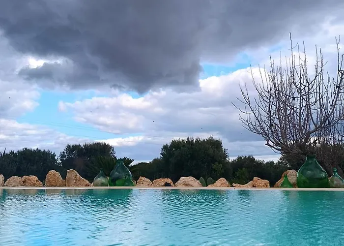 Trullo Il Melograno Gospodarstwo wiejskie *